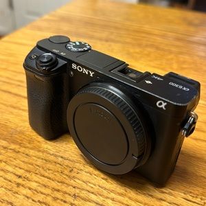 Sony a6300 4K Mirrorless Camera